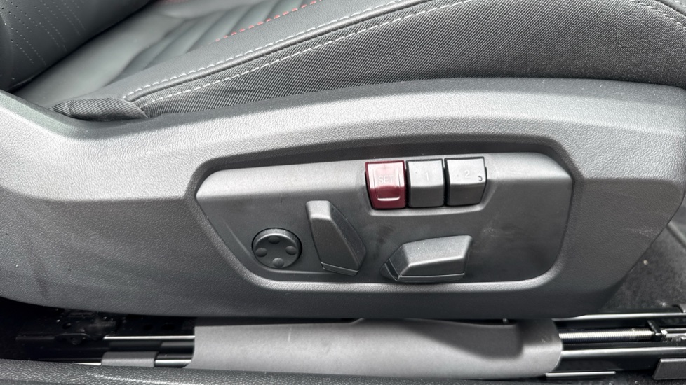 MINI Cooper 2.0 S Exclusive 3dr Auto Petrol Hatchback - Image 29