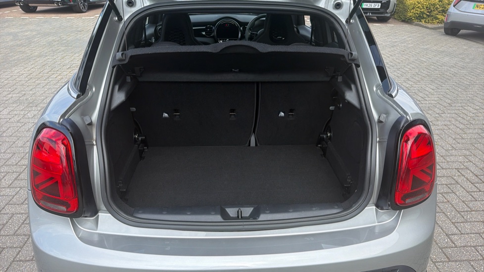 MINI Hatchback 2.0 Cooper S Sport 5dr Auto Petrol Hatchback - Image 13