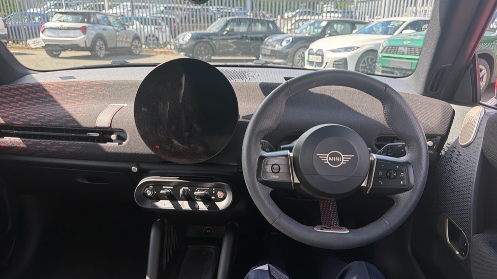MINI Cooper 160kW SE Sport 54kWh 3dr Auto Electric Hatchback - Image 5