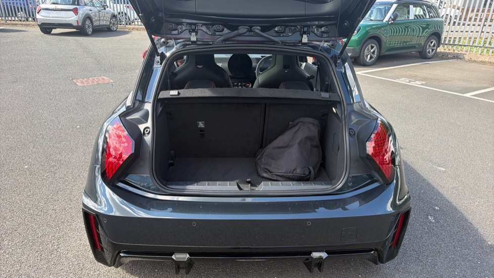 MINI Cooper 160kW SE Sport 54kWh 3dr Auto Electric Hatchback - Image 13