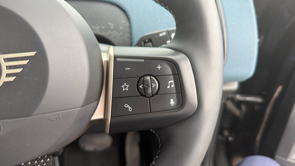 MINI Countryman 1.5 C Exclusive [Level 2] 5dr Auto Petrol Hatchback - Image 18