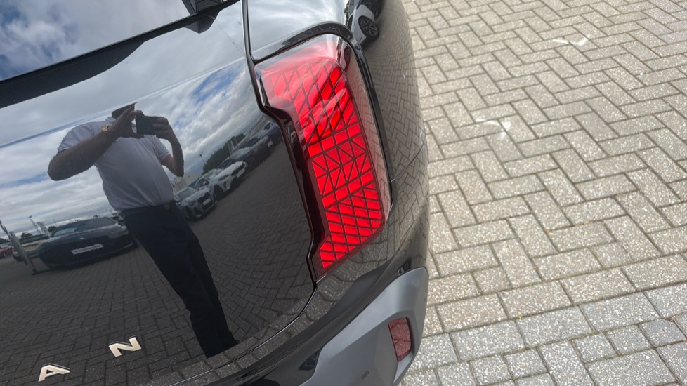 MINI Countryman 1.5 C Exclusive [Level 2] 5dr Auto Petrol Hatchback - Image 22