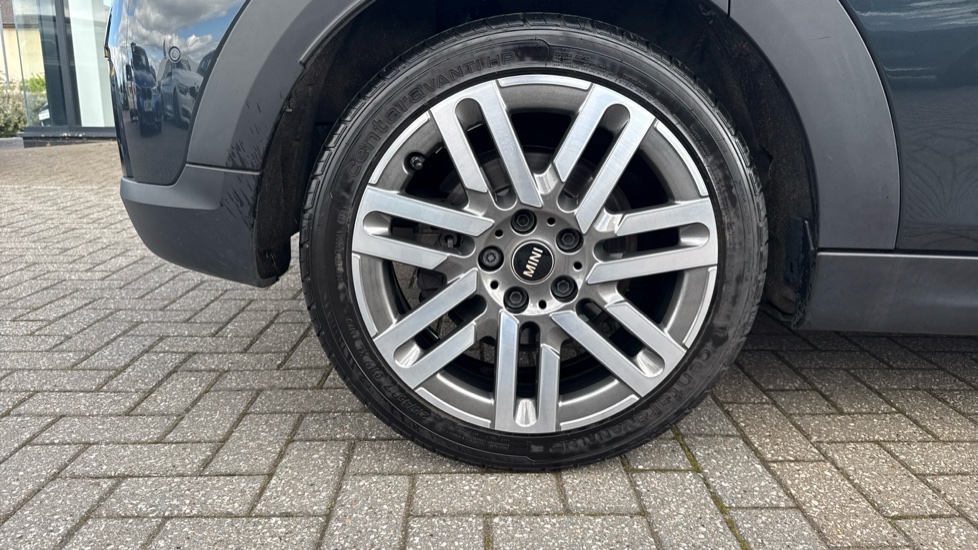 MINI Cooper 2.0 S Classic [Level 2] 5dr Auto Petrol Hatchback - Image 28