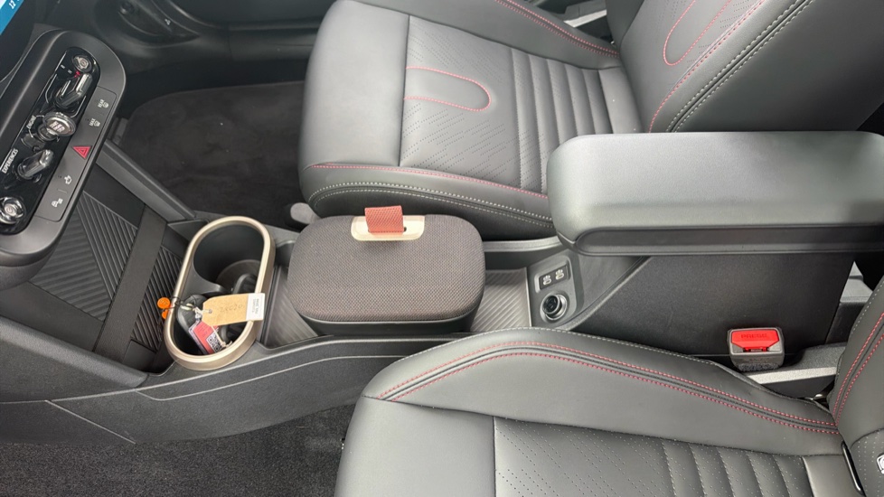 MINI Cooper 1.5 C Sport 5dr Auto Petrol Hatchback - Image 10