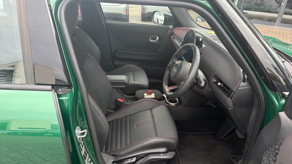 MINI Cooper 1.5 C Sport 5dr Auto Petrol Hatchback - Image 11