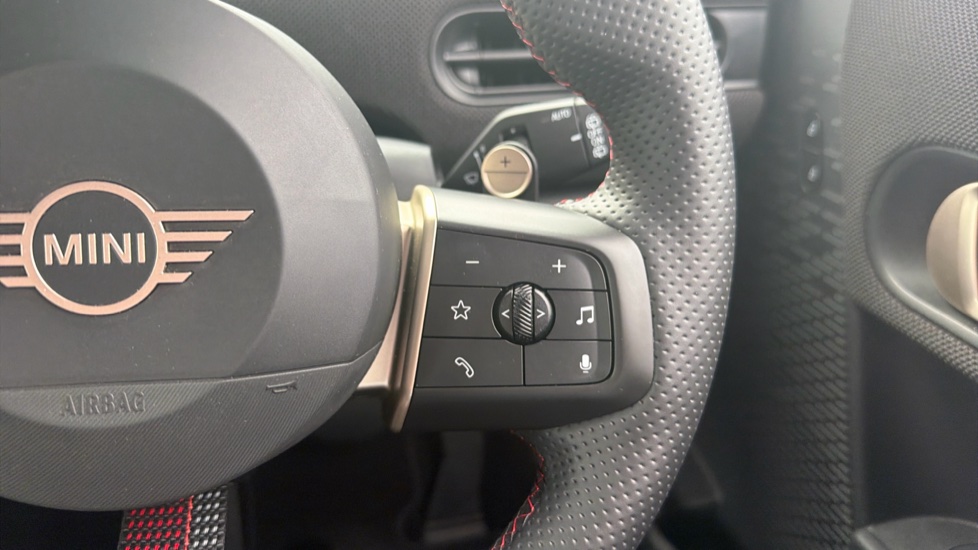 MINI Cooper 1.5 C Sport 5dr Auto Petrol Hatchback - Image 18