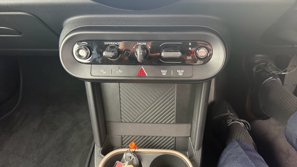 MINI Cooper 1.5 C Sport 5dr Auto Petrol Hatchback - Image 34