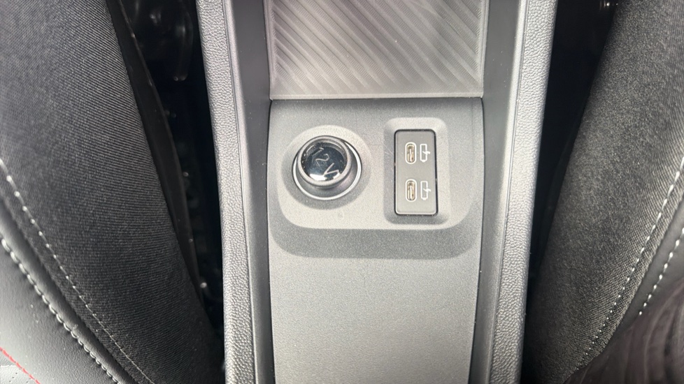 MINI Cooper 1.5 C Sport 5dr Auto Petrol Hatchback - Image 36