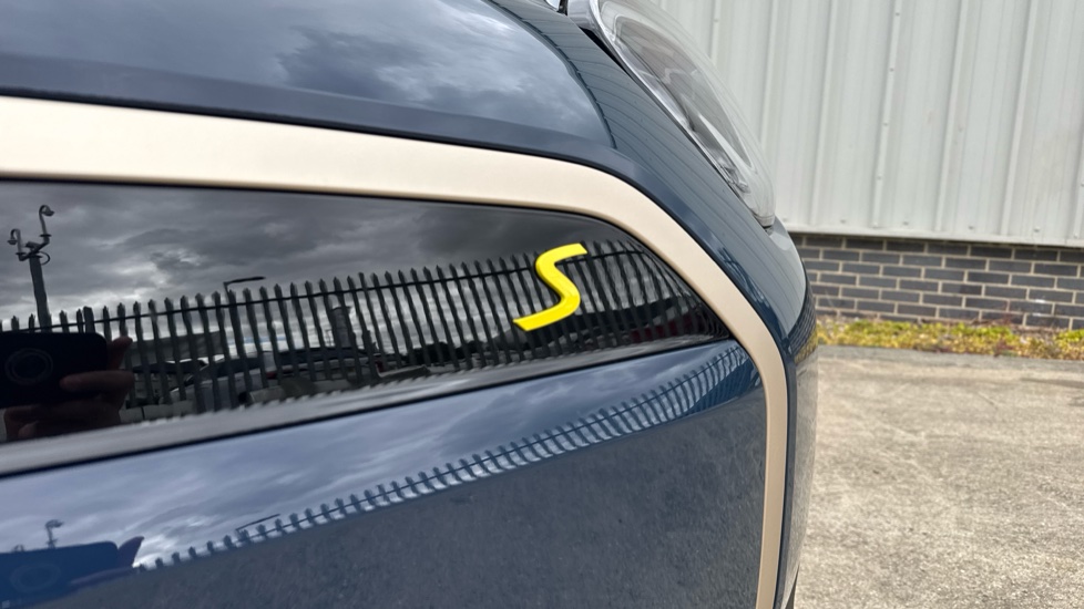 MINI Aceman 160kW SE Classic 54kWh 5dr Auto Electric Hatchback - Image 25