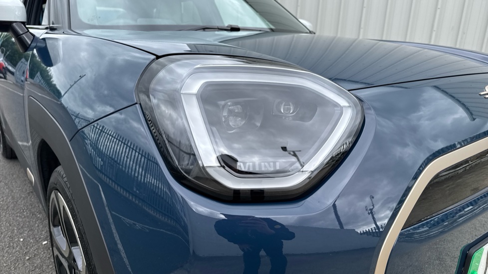 MINI Aceman 160kW SE Classic 54kWh 5dr Auto Electric Hatchback - Image 26