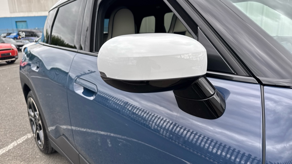 MINI Aceman 160kW SE Classic 54kWh 5dr Auto Electric Hatchback - Image 29