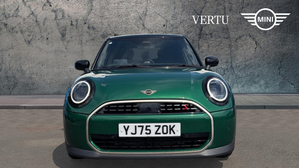 MINI Cooper 2.0 S Exclusive 5dr Auto Petrol Hatchback - Image 16