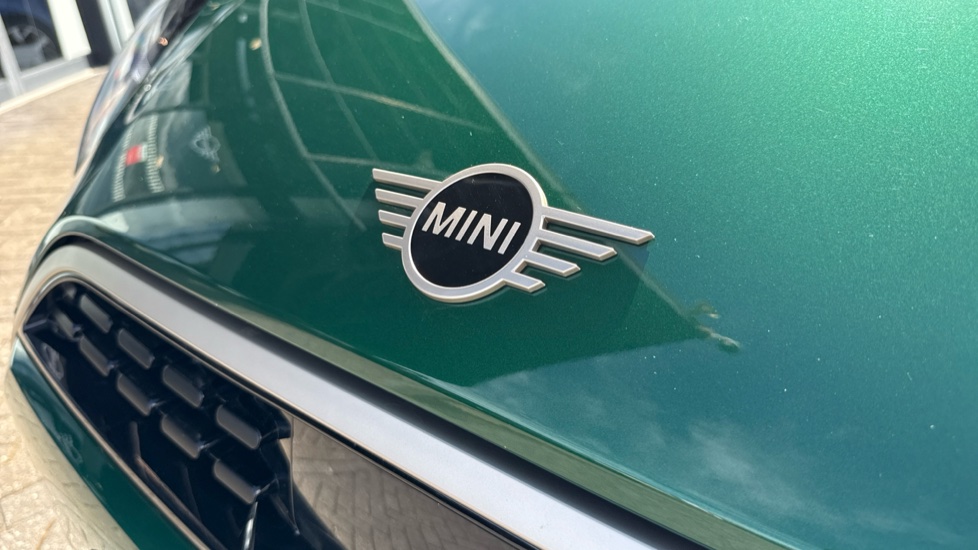MINI Cooper 1.5 C Exclusive 5dr Auto Petrol Hatchback - Image 33