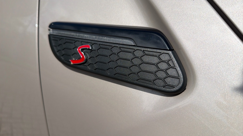 MINI Hatchback 2.0 Cooper S Sport 5dr Auto Petrol Hatchback - Image 26