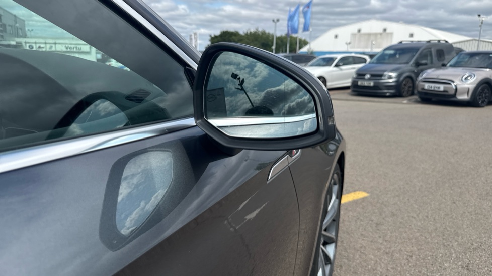 Audi A5 40 TDI 204 Quattro S Line 5dr S Tronic Diesel Hatchback - Image 28