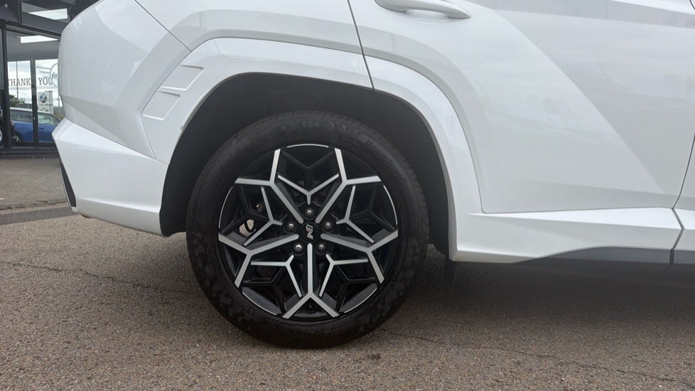 Hyundai TUCSON 1.6 TGDi 48V MHD N Line 5dr 2WD DCT Petrol Estate - Image 14