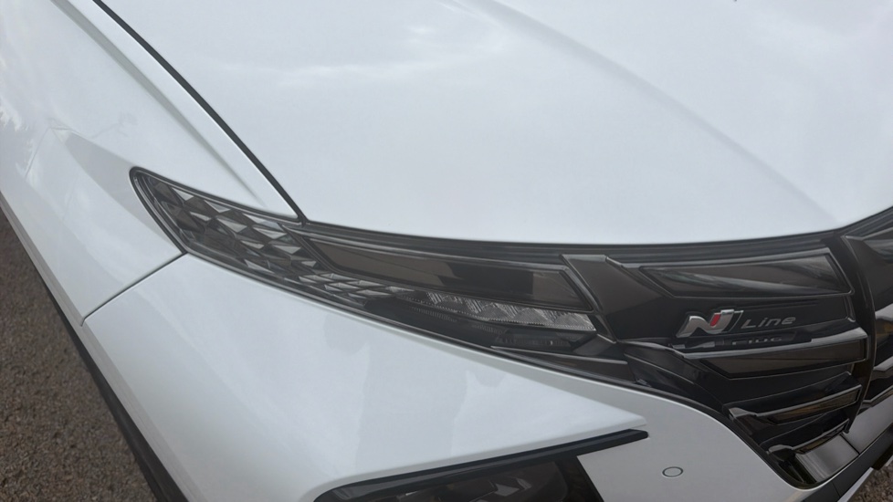 Hyundai TUCSON 1.6 TGDi 48V MHD N Line 5dr 2WD DCT Petrol Estate - Image 23