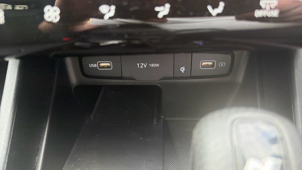 Hyundai TUCSON 1.6 TGDi 48V MHD N Line 5dr 2WD DCT Petrol Estate - Image 33