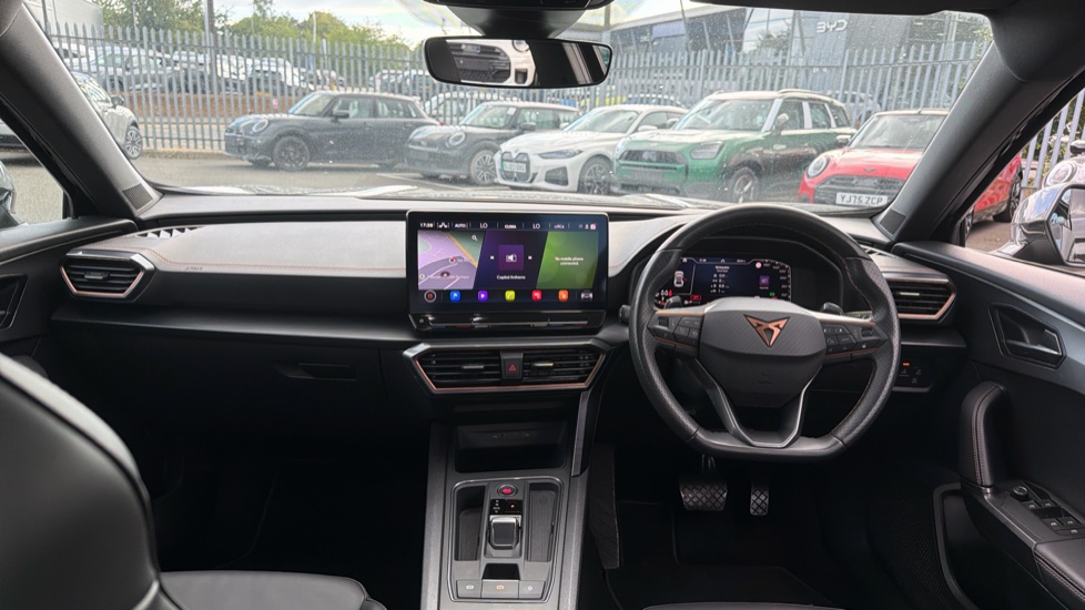 CUPRA Formentor 2.0 TSI 190 V2 5dr DSG 4Drive Petrol Estate - Image 4