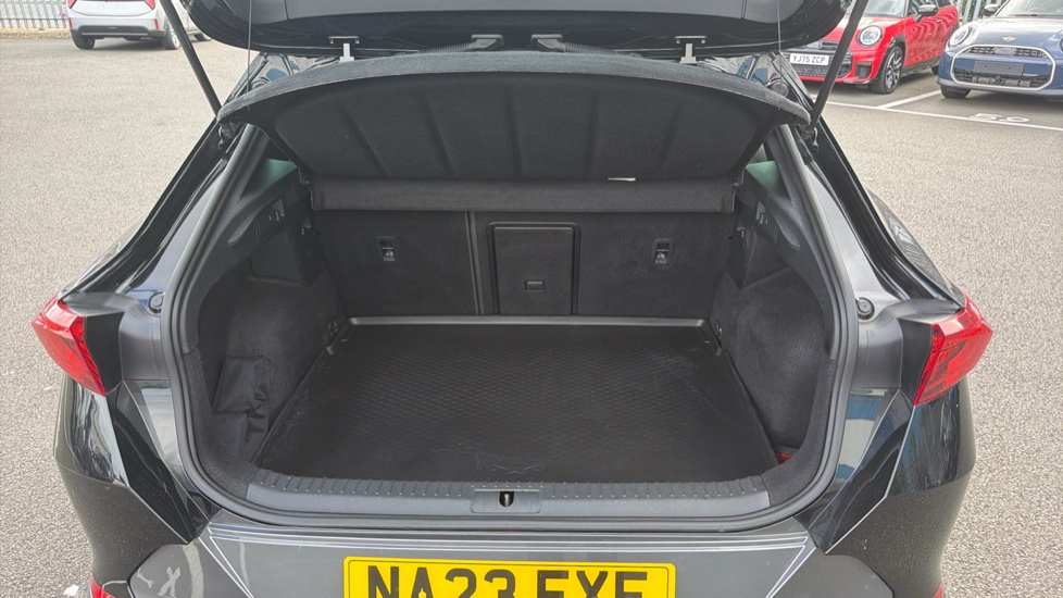 CUPRA Formentor 2.0 TSI 190 V2 5dr DSG 4Drive Petrol Estate - Image 13