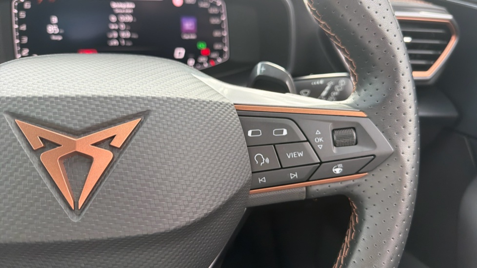 CUPRA Formentor 2.0 TSI 190 V2 5dr DSG 4Drive Petrol Estate - Image 18