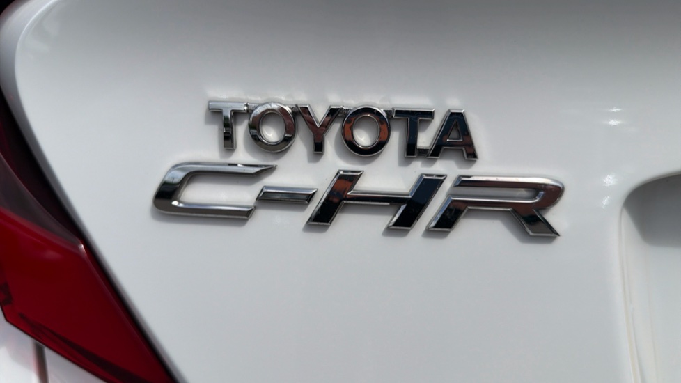 Toyota C-HR 1.8 Hybrid GR Sport 5dr CVT [Leather/JBL] Hybrid Hatchback - Image 32