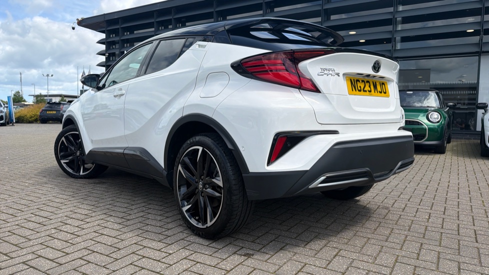 Toyota C-HR 1.8 Hybrid GR Sport 5dr CVT [Leather/JBL] Hybrid Hatchback - Image 34