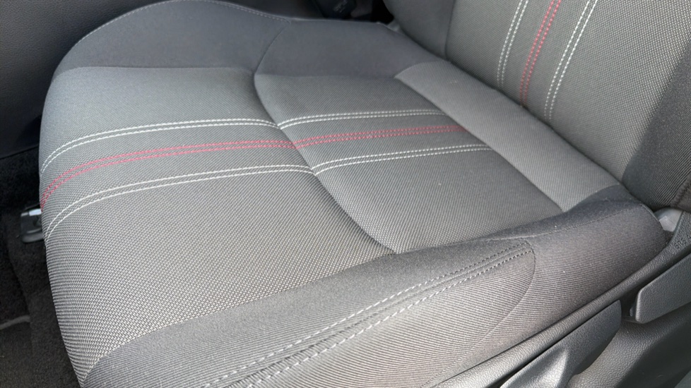 Toyota C-HR 1.8 Hybrid GR Sport 5dr CVT [Leather/JBL] Hybrid Hatchback - Image 39