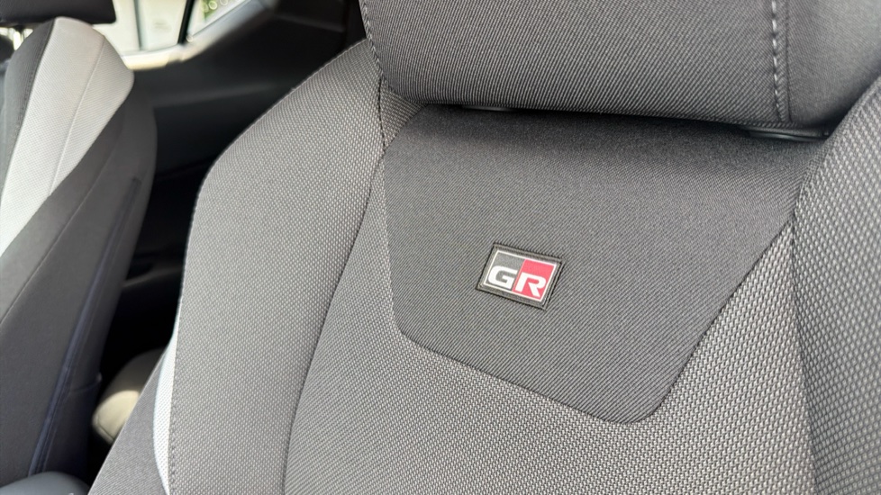 Toyota C-HR 1.8 Hybrid GR Sport 5dr CVT [Leather/JBL] Hybrid Hatchback - Image 40