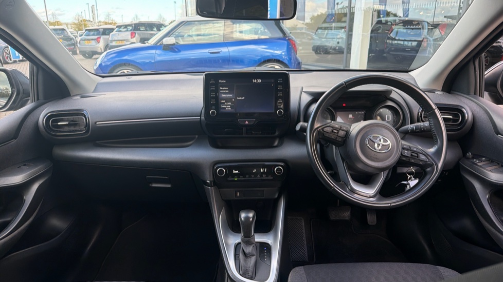 Toyota Yaris 1.5 Hybrid Design 5dr CVT Hybrid Hatchback - Image 4