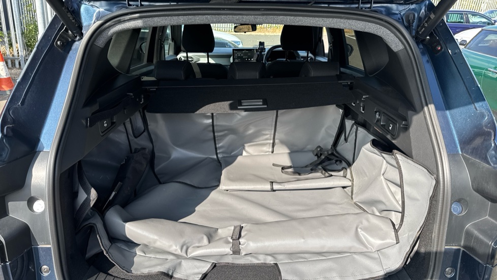 Dacia Bigster 1.8 Hybrid 155 Journey 5dr Auto Hybrid Estate - Image 13