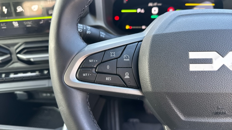 Dacia Bigster 1.8 Hybrid 155 Journey 5dr Auto Hybrid Estate - Image 17