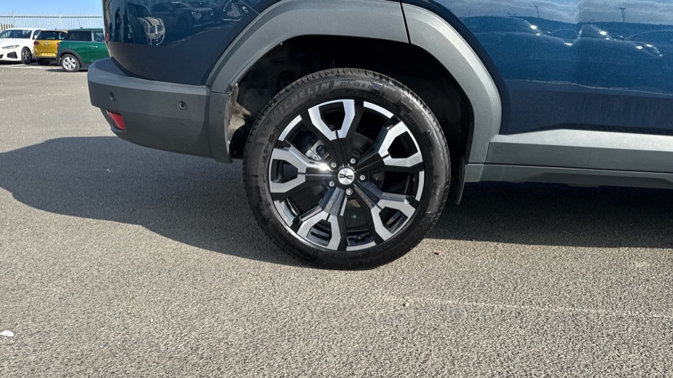 Dacia Bigster 1.8 Hybrid 155 Journey 5dr Auto Hybrid Estate - Image 30