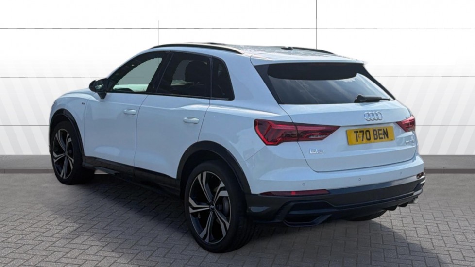 Audi Q3 35 TFSI Edition 1 5dr Petrol Estate - Image 2