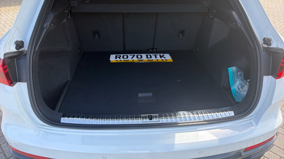 Audi Q3 35 TFSI Edition 1 5dr Petrol Estate - Image 13