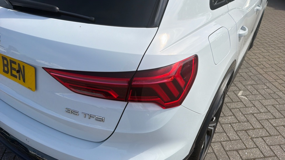 Audi Q3 35 TFSI Edition 1 5dr Petrol Estate - Image 22
