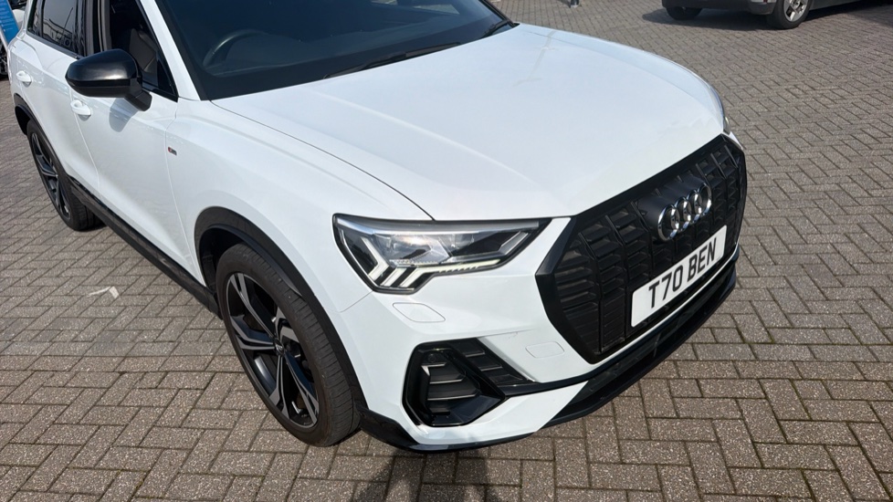 Audi Q3 35 TFSI Edition 1 5dr Petrol Estate - Image 23