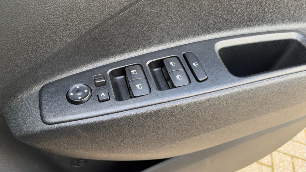 Hyundai i10 1.0T [90] N Line 5dr [Nav] Petrol Hatchback - Image 39