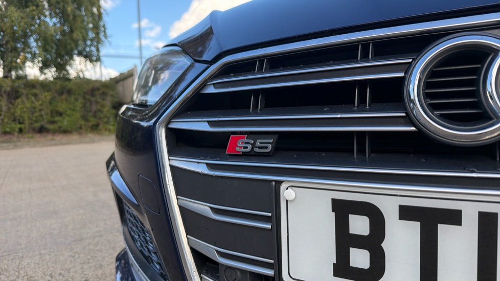 Audi A5 S5 Quattro 2dr Tiptronic Petrol Convertible - Image 26