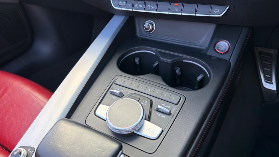 Audi A5 S5 Quattro 2dr Tiptronic Petrol Convertible - Image 54
