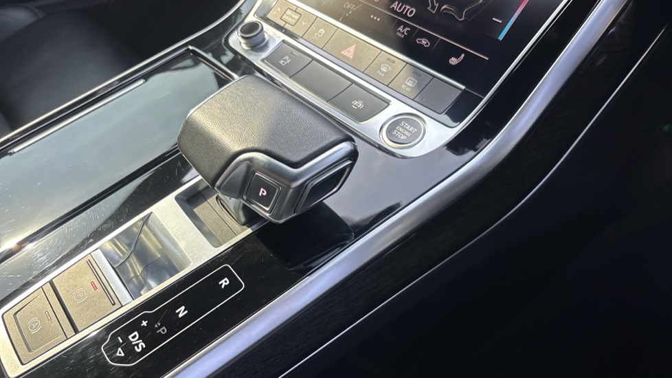 Audi Q7 50 TDI Quattro Black Edition 5dr Tiptronic Diesel Estate - Image 19