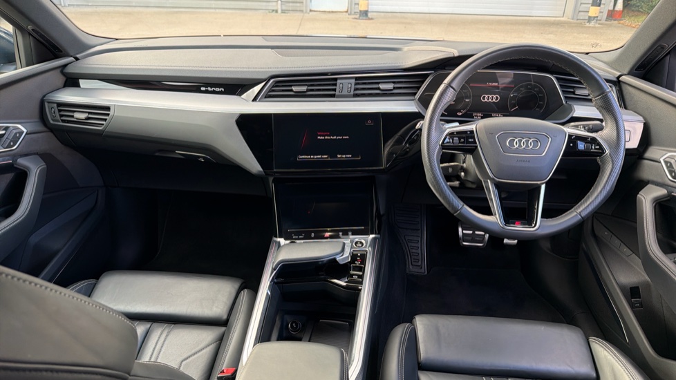 Audi Q8 250kW 50 Quattro 95kWh S Line 5dr Auto Electric Estate - Image 8