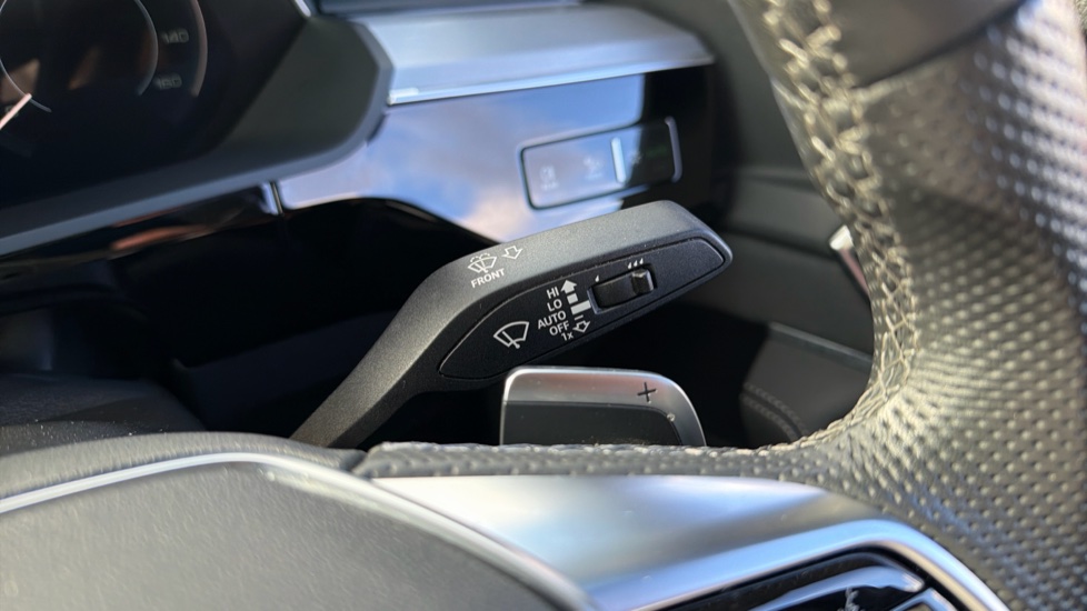 Audi Q8 250kW 50 Quattro 95kWh S Line 5dr Auto Electric Estate - Image 40