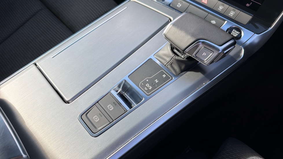 Audi A6 40 TFSI S Line 4dr S Tronic [Tech Pack] Petrol Saloon - Image 19