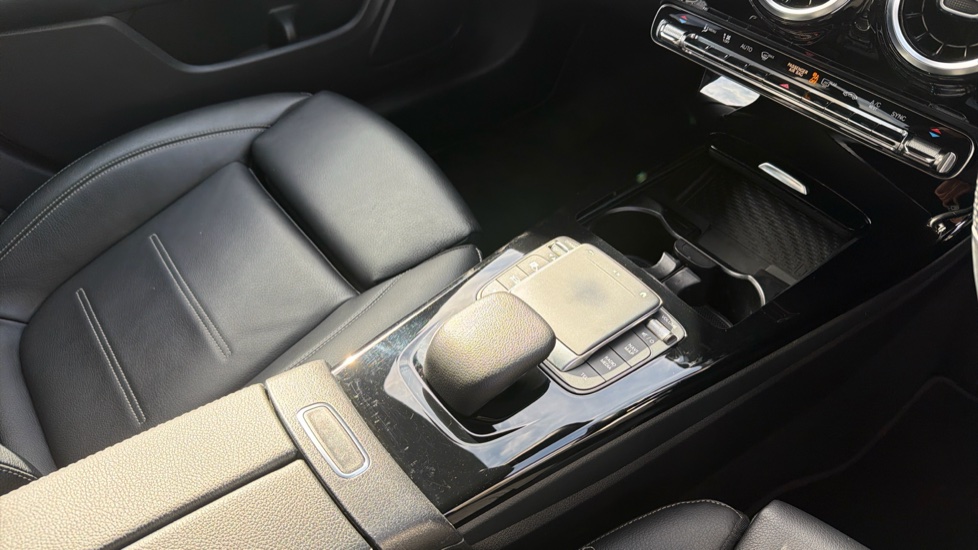 Mercedes-Benz CLA 220d AMG Line 4dr Tip Auto Diesel Saloon - Image 10