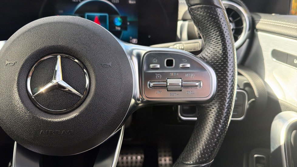 Mercedes-Benz CLA 220d AMG Line 4dr Tip Auto Diesel Saloon - Image 18
