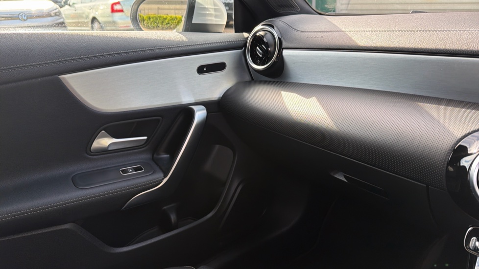 Mercedes-Benz CLA 220d AMG Line 4dr Tip Auto Diesel Saloon - Image 46