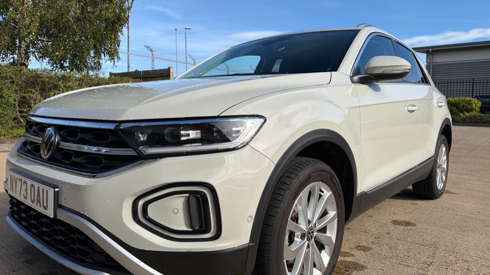 Volkswagen T-Roc 1.5 TSI Style 5dr Petrol Hatchback - Image 23