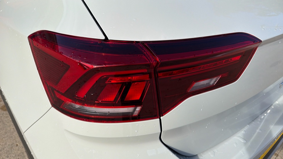 Volkswagen T-Roc 1.5 TSI Style 5dr Petrol Hatchback - Image 28