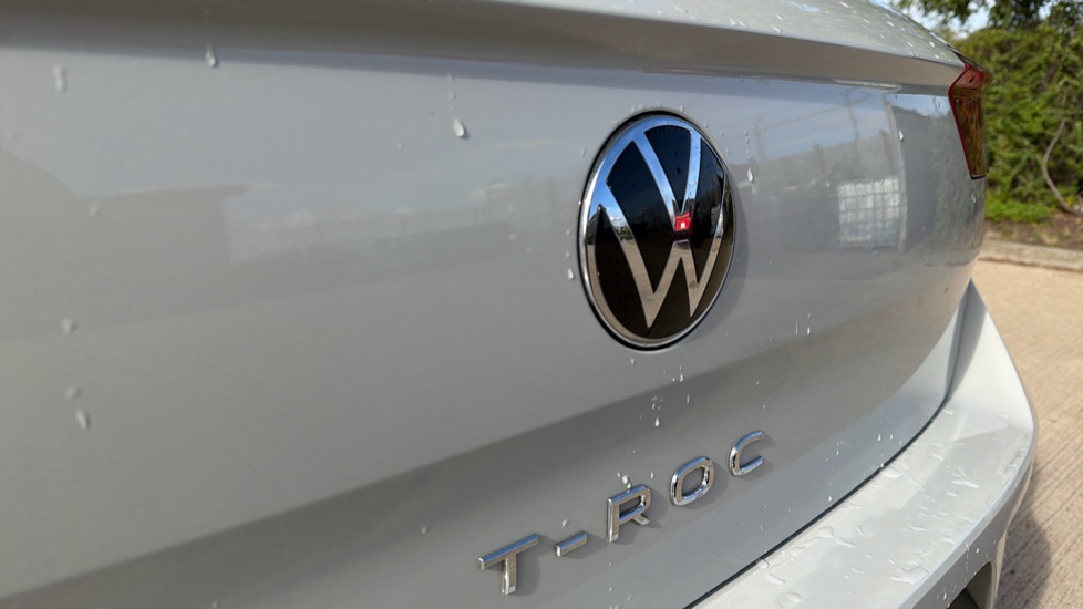 Volkswagen T-Roc 1.5 TSI Style 5dr Petrol Hatchback - Image 29